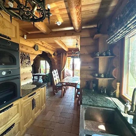 Villa Cedrowa - Nad Jeziorem *
